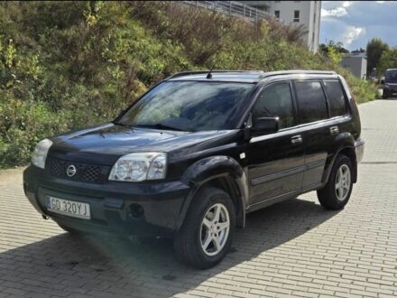 Черный Ниссан ИксТрейл, объемом двигателя 2.2 л и пробегом 220 тыс. км за 2250 $, фото 1 на Automoto.ua