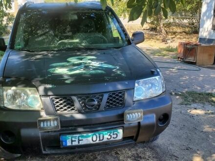 Чорний Ніссан ІксТрейл, об'ємом двигуна 2.2 л та пробігом 280 тис. км за 3500 $, фото 1 на Automoto.ua