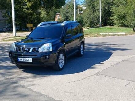 Чорний Ніссан ІксТрейл, об'ємом двигуна 2.49 л та пробігом 210 тис. км за 9250 $, фото 1 на Automoto.ua