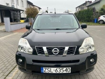 Черный Ниссан ИксТрейл, объемом двигателя 2 л и пробегом 295 тыс. км за 2700 $, фото 1 на Automoto.ua