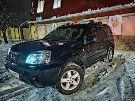 Чорний Ніссан ІксТрейл, об'ємом двигуна 2 л та пробігом 245 тис. км за 7200 $, фото 1 на Automoto.ua