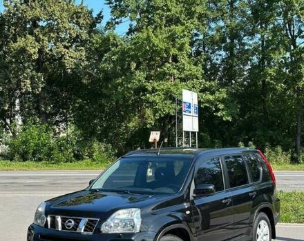 Чорний Ніссан ІксТрейл, об'ємом двигуна 2 л та пробігом 230 тис. км за 8150 $, фото 1 на Automoto.ua