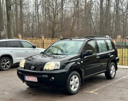 Черный Ниссан ИксТрейл, объемом двигателя 2.2 л и пробегом 180 тыс. км за 3358 $, фото 1 на Automoto.ua