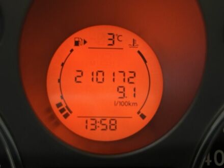 Чорний Ніссан ІксТрейл, об'ємом двигуна 2 л та пробігом 210 тис. км за 6900 $, фото 1 на Automoto.ua