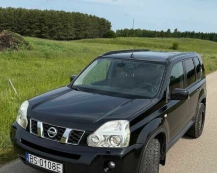 Черный Ниссан ИксТрейл, объемом двигателя 2 л и пробегом 345 тыс. км за 2650 $, фото 1 на Automoto.ua