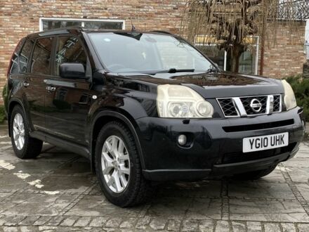 Черный Ниссан ИксТрейл, объемом двигателя 2 л и пробегом 162 тыс. км за 4950 $, фото 1 на Automoto.ua