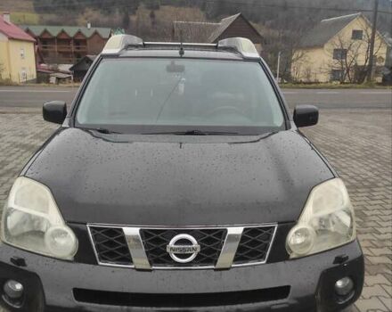 Черный Ниссан ИксТрейл, объемом двигателя 2 л и пробегом 200 тыс. км за 11340 $, фото 1 на Automoto.ua