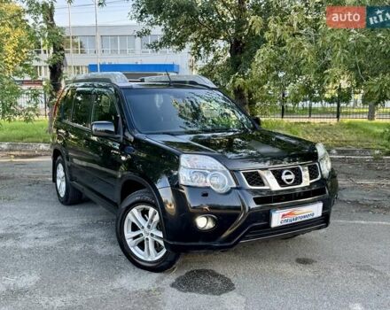 Чорний Ніссан ІксТрейл, об'ємом двигуна 2 л та пробігом 199 тис. км за 12990 $, фото 1 на Automoto.ua