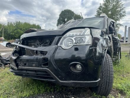 Ніссан ІксТрейл 2013 у Новых Санжарах на Automoto.ua Чорний Ніссан ІксТрейл, об'ємом двигуна 0 л та пробігом 100 тис. км за 100 $, фото 1 на Automoto.ua