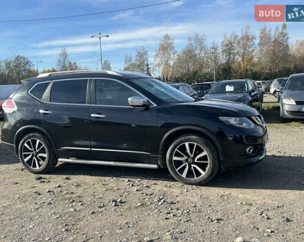 Черный Ниссан ИксТрейл, объемом двигателя 1.6 л и пробегом 221 тыс. км за 15800 $, фото 1 на Automoto.ua