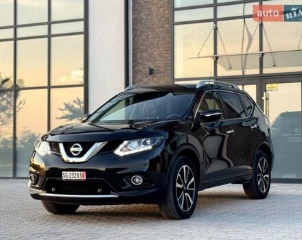 Чорний Ніссан ІксТрейл, об'ємом двигуна 2 л та пробігом 220 тис. км за 17990 $, фото 1 на Automoto.ua