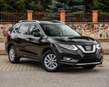 Чорний Ніссан ІксТрейл, об'ємом двигуна 1.6 л та пробігом 45 тис. км за 12200 $, фото 1 на Automoto.ua