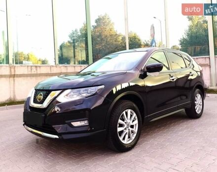 Черный Ниссан ИксТрейл, объемом двигателя 1.6 л и пробегом 63 тыс. км за 16500 $, фото 1 на Automoto.ua
