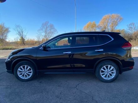Черный Ниссан ИксТрейл, объемом двигателя 1.6 л и пробегом 19 тыс. км за 28000 $, фото 1 на Automoto.ua