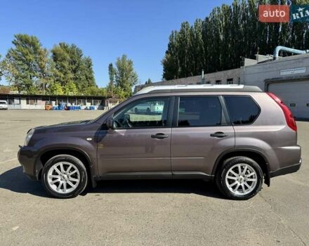 Фиолетовый Ниссан ИксТрейл, объемом двигателя 2 л и пробегом 197 тыс. км за 10000 $, фото 2 на Automoto.ua