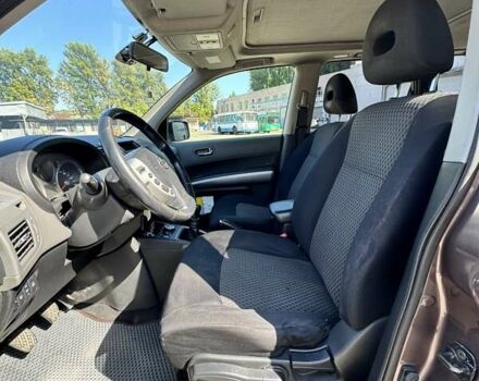 Фиолетовый Ниссан ИксТрейл, объемом двигателя 2 л и пробегом 197 тыс. км за 10000 $, фото 10 на Automoto.ua