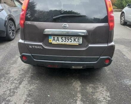 Фиолетовый Ниссан ИксТрейл, объемом двигателя 2 л и пробегом 265 тыс. км за 9200 $, фото 2 на Automoto.ua