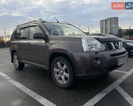 Фіолетовий Ніссан ІксТрейл, об'ємом двигуна 2.49 л та пробігом 306 тис. км за 10500 $, фото 1 на Automoto.ua