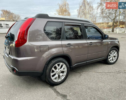 Фіолетовий Ніссан ІксТрейл, об'ємом двигуна 2 л та пробігом 190 тис. км за 10900 $, фото 11 на Automoto.ua