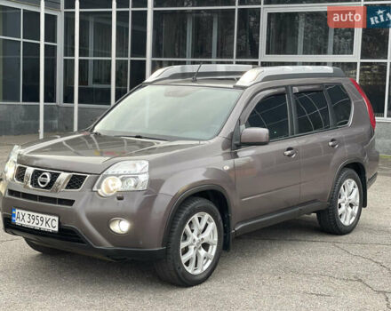 Фіолетовий Ніссан ІксТрейл, об'ємом двигуна 2 л та пробігом 190 тис. км за 10900 $, фото 15 на Automoto.ua