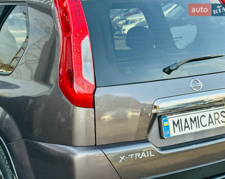 Фиолетовый Ниссан ИксТрейл, объемом двигателя 2 л и пробегом 190 тыс. км за 10800 $, фото 15 на Automoto.ua