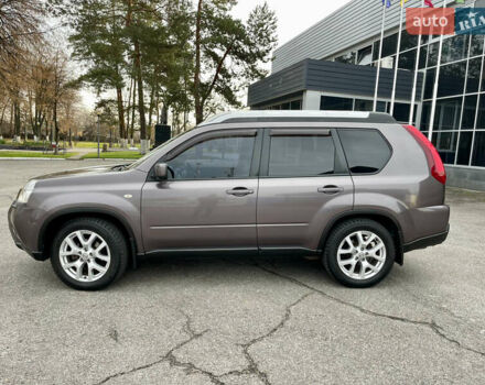 Фіолетовий Ніссан ІксТрейл, об'ємом двигуна 2 л та пробігом 190 тис. км за 10900 $, фото 4 на Automoto.ua