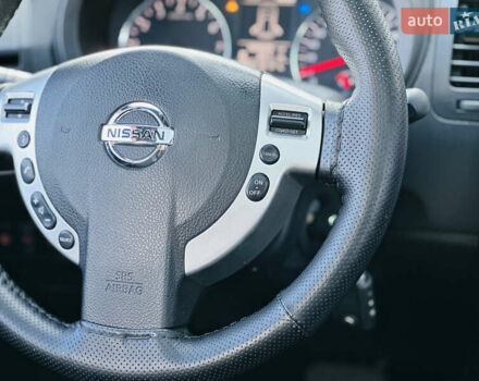 Фиолетовый Ниссан ИксТрейл, объемом двигателя 2 л и пробегом 190 тыс. км за 10800 $, фото 31 на Automoto.ua