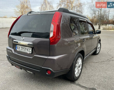 Фіолетовий Ніссан ІксТрейл, об'ємом двигуна 2 л та пробігом 190 тис. км за 10900 $, фото 9 на Automoto.ua