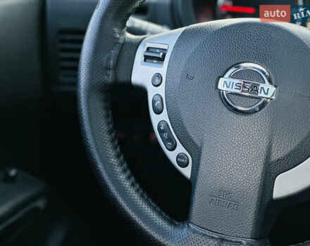 Фиолетовый Ниссан ИксТрейл, объемом двигателя 2 л и пробегом 190 тыс. км за 10800 $, фото 30 на Automoto.ua