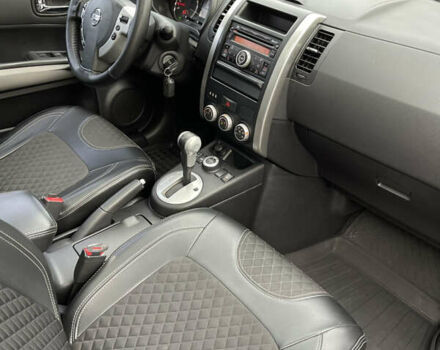 Фіолетовий Ніссан ІксТрейл, об'ємом двигуна 2 л та пробігом 190 тис. км за 10900 $, фото 29 на Automoto.ua