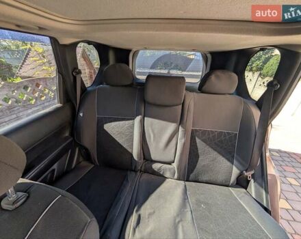 Фиолетовый Ниссан ИксТрейл, объемом двигателя 2 л и пробегом 185 тыс. км за 11000 $, фото 7 на Automoto.ua