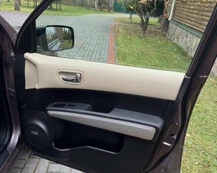 Фиолетовый Ниссан ИксТрейл, объемом двигателя 2 л и пробегом 210 тыс. км за 14800 $, фото 40 на Automoto.ua