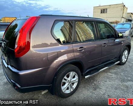 Фиолетовый Ниссан ИксТрейл, объемом двигателя 2.5 л и пробегом 124 тыс. км за 11500 $, фото 3 на Automoto.ua