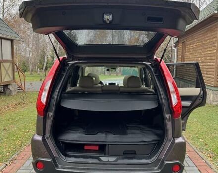 Фиолетовый Ниссан ИксТрейл, объемом двигателя 2 л и пробегом 210 тыс. км за 14800 $, фото 59 на Automoto.ua