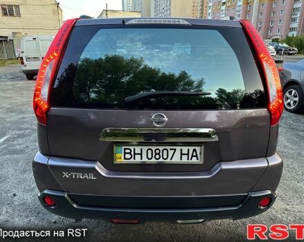 Фиолетовый Ниссан ИксТрейл, объемом двигателя 2.5 л и пробегом 124 тыс. км за 11500 $, фото 2 на Automoto.ua