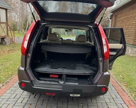 Фиолетовый Ниссан ИксТрейл, объемом двигателя 2 л и пробегом 210 тыс. км за 14800 $, фото 57 на Automoto.ua