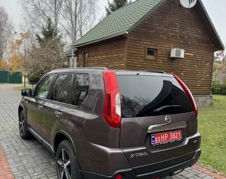 Фиолетовый Ниссан ИксТрейл, объемом двигателя 2 л и пробегом 210 тыс. км за 14800 $, фото 17 на Automoto.ua