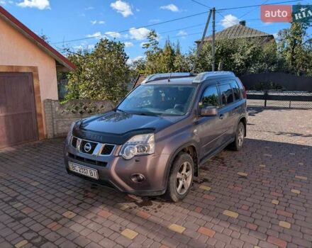 Ниссан ИксТрейл 2011 в Львове на Automoto.ua Фиолетовый Ниссан ИксТрейл, объемом двигателя 2 л и пробегом 185 тыс. км за 11000 $, фото 1 на Automoto.ua