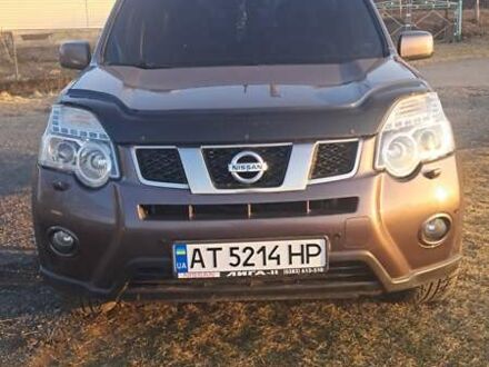 Ниссан ИксТрейл 2012 в Галиче на Automoto.ua Фиолетовый Ниссан ИксТрейл, объемом двигателя 2 л и пробегом 176 тыс. км за 12000 $, фото 1 на Automoto.ua
