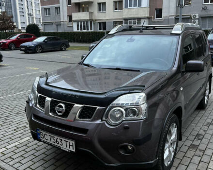 Фіолетовий Ніссан ІксТрейл, об'ємом двигуна 2 л та пробігом 253 тис. км за 11000 $, фото 1 на Automoto.ua