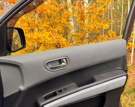 Коричневый Ниссан ИксТрейл, объемом двигателя 2 л и пробегом 263 тыс. км за 10200 $, фото 8 на Automoto.ua