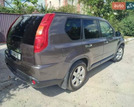 Коричневый Ниссан ИксТрейл, объемом двигателя 2 л и пробегом 238 тыс. км за 9450 $, фото 3 на Automoto.ua