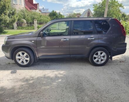 Коричневый Ниссан ИксТрейл, объемом двигателя 2 л и пробегом 238 тыс. км за 9300 $, фото 5 на Automoto.ua