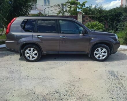 Коричневый Ниссан ИксТрейл, объемом двигателя 2 л и пробегом 238 тыс. км за 9300 $, фото 2 на Automoto.ua