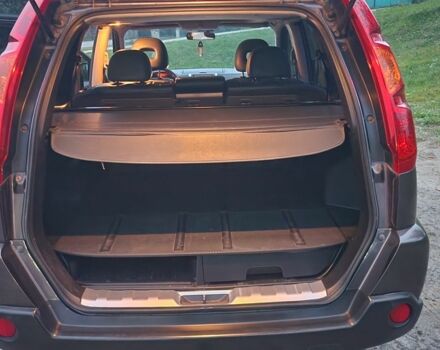 Коричневый Ниссан ИксТрейл, объемом двигателя 2 л и пробегом 280 тыс. км за 10500 $, фото 22 на Automoto.ua