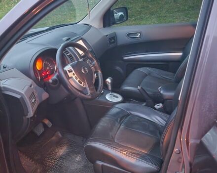 Коричневый Ниссан ИксТрейл, объемом двигателя 2 л и пробегом 280 тыс. км за 10500 $, фото 5 на Automoto.ua