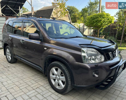 Коричневый Ниссан ИксТрейл, объемом двигателя 2.49 л и пробегом 154 тыс. км за 10800 $, фото 2 на Automoto.ua