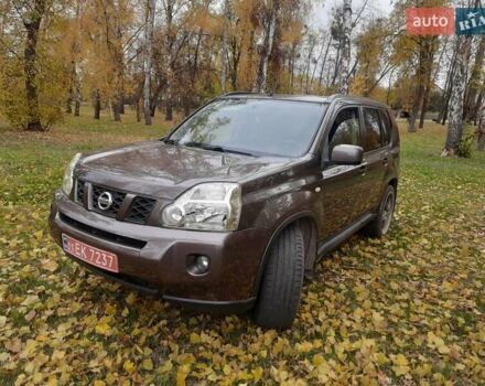 Коричневый Ниссан ИксТрейл, объемом двигателя 2 л и пробегом 246 тыс. км за 8999 $, фото 1 на Automoto.ua