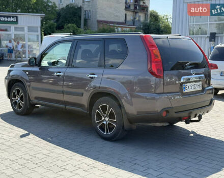Коричневый Ниссан ИксТрейл, объемом двигателя 2 л и пробегом 255 тыс. км за 11100 $, фото 5 на Automoto.ua