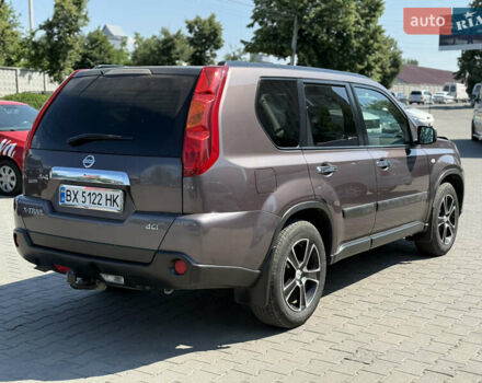 Коричневый Ниссан ИксТрейл, объемом двигателя 2 л и пробегом 255 тыс. км за 11100 $, фото 4 на Automoto.ua